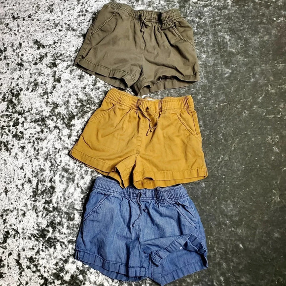 Old Navy Short Bundle - Picture 1 of 5